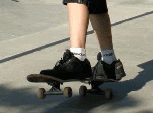 manual skateboard trick